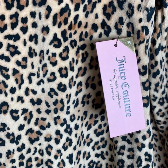 NWT!! Set💖 Juicy couture long sleeve velour pajama set cheetah print for women